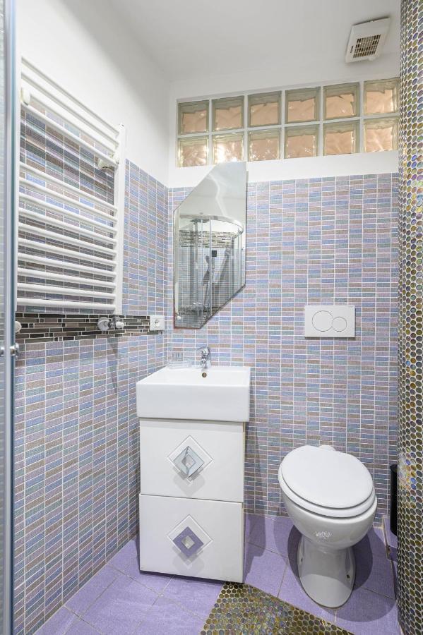Navona & Pantheon Cozy Apartment Рим Экстерьер фото